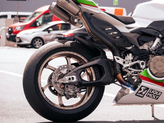 High-end lightweight wheel